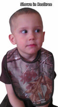 Load image into Gallery viewer, Realtree AP Camo Baby Bib 2PC Set OSFM babies 3M-2T - Camo Chique &amp; Spa Boutique
