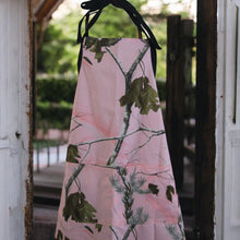 Load image into Gallery viewer, Pink Camo Utility Apron Realtree AP Pink (OSFM S-2XL) Classic Twill Camo Camouflage Apron, Crafted in the USA - Camo Chique &amp; Spa Boutique
