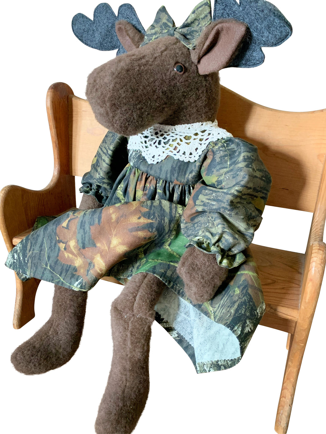 Mossy Oak BU Camo Vintage-Style Moose Plush Stuffed Animal Dress Moose Doll 26